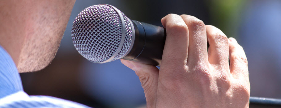 Brisbane DJ Karaoke Master Of Ceremonies